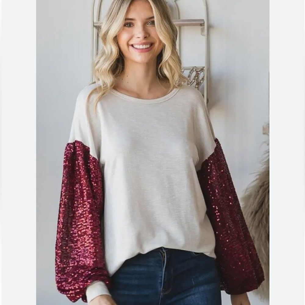 Cream Puffy Sleeve Sequence Fuzzy Sweater Size‎ S/M C31